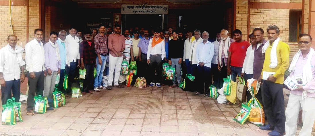 distribution-of-zinc-sulphate-for-Kharif-crop-seeds-27-jun-23-at-icar-india distribution-of-zinc-sulphate-for-Kharif-crop-seeds-27-jun-23-at-icar-india