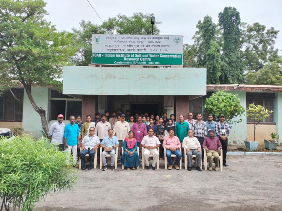 Dr. M. Madhu, Director, ICAR-IISWC, Dehradun visited ICAR-IISWC, Research Centre, Ballari during 4th to 5th September, 2023 Dr. M. Madhu, Director, ICAR-IISWC, Dehradun visited ICAR-IISWC, Research Centre, Ballari during 4th to 5th September, 2023